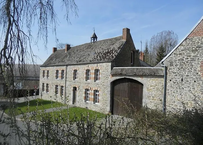 Couette-café Ferme De Guersignies 4*